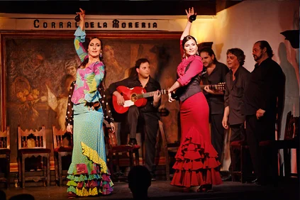 Flamencoshow auf einer Bühne in Malaga